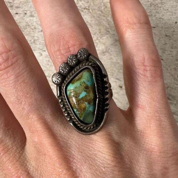 Vintage Old Pawn Navajo Turquoise Sterling “Bearpaw” Ring - Picture 1 of 7